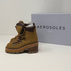 AEROSOLES Kids Sky Boots - Taupe Nubuck - 11 - New in box
